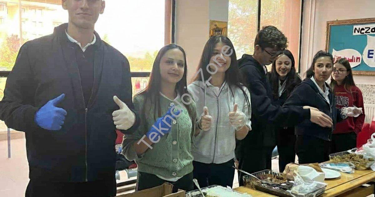 AFYONKARAHİSAR ŞUHUT ANADOLU LİSESİ, ANLAMLI BİR SOSYAL SORUMLULUK PROJESİNE İMZA ATARKEN, OKULDA 'ÇEDES GAZZE İÇİN SEFERBER' TEMALI HAYIR ÇARŞISI DÜZENLENDİ.