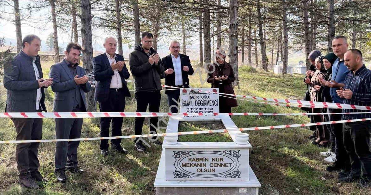 "Hisarcık’ta Eğitim Camiasından Duygulandıran Vefa: İsmail Değirmenci Anıldı" başlıklı haber için fo