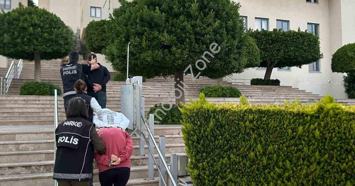 "Marmaris'te Narkotik Operasyonu: Uyuşturucu Ticareti Yapan 3 Kişi Tutuklandı" başlıklı haber için f