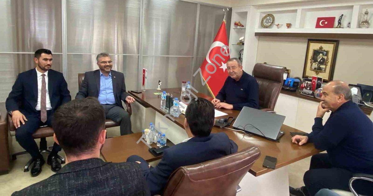 "Kuşadası Turizminin Sorunları Masada: KUTO Yönetimi Taleplerini İletti" başlıklı haber için fotorea