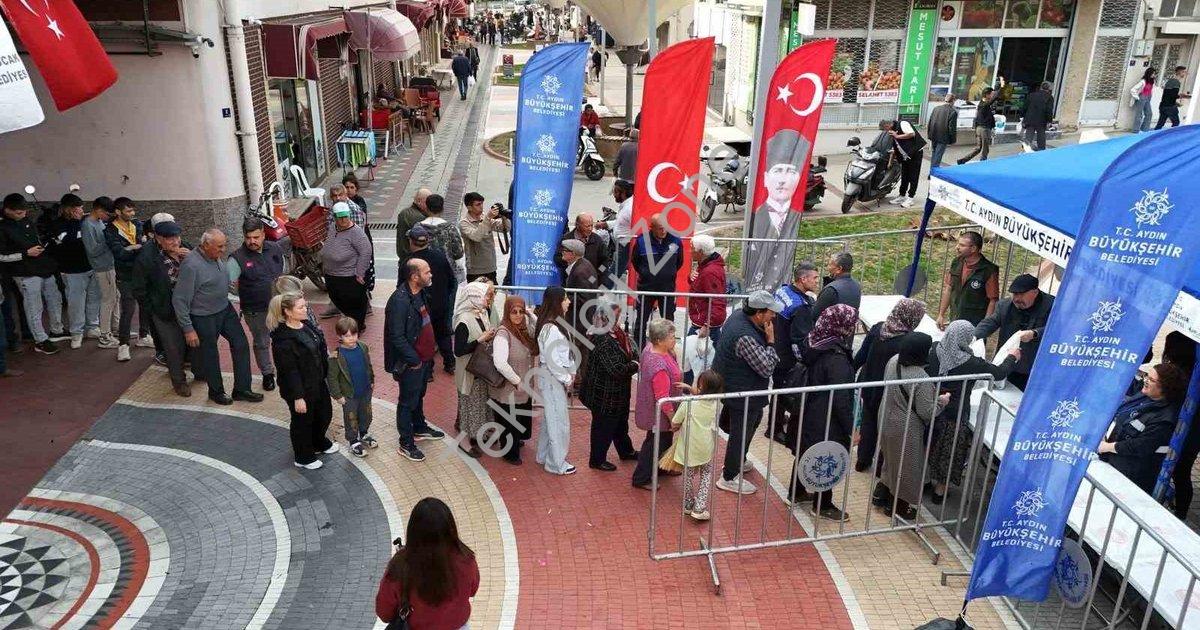 "Aydın'da Ata Tohumu Seferberliği: Kuyucak'ta Binlerce Fide Dağıtıldı" başlıklı haber için fotoreali