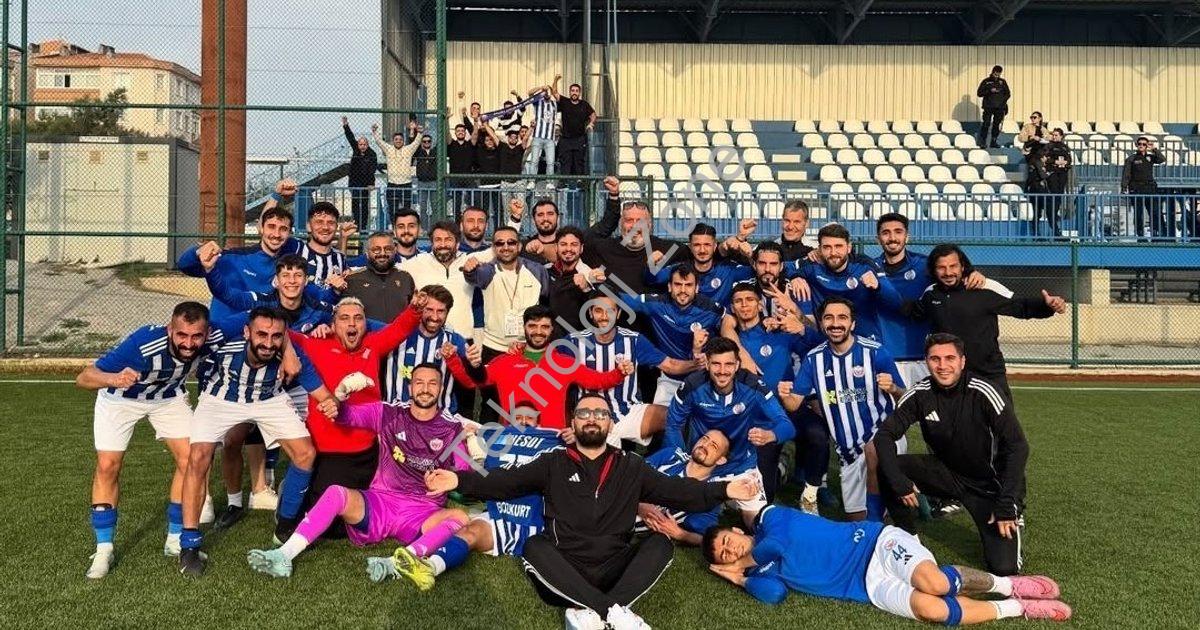 "BAL 8. Hafta: Manisa Takımlarından Sadece Biri Gülebildi" başlıklı haber için fotorealistik, profes