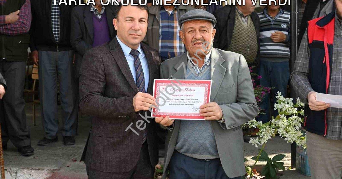 "Tavas'ta Bilinçli Tarım Hamlesi: Zeytin Tarla Okulu Mezunlarını Verdi" başlıklı haber için fotoreal