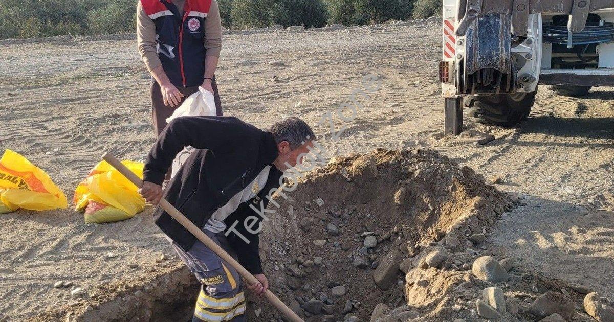 "Buharkent'te Tarımsal Kalkınma Hamlesi: 2. Etap İlek Bahçesi İçin Toprak Analizleri Başladı" başlık