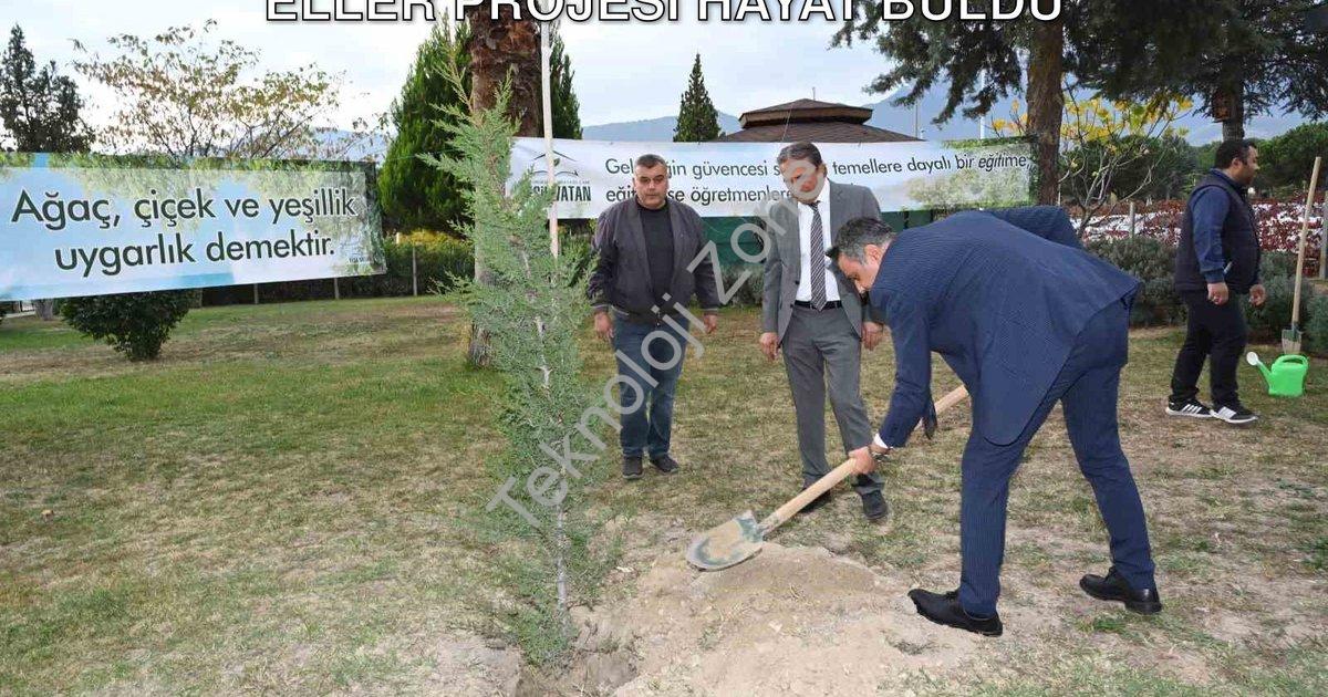 "Denizli'de Büyük Çevre Hareketi: Yeşeren Eller Projesi Hayat Buldu" başlıklı haber için fotorealist