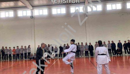 Kütahya Pazarlar’da Spor Devrimi: Tekvando ile Geleceğin Şampiyonları Yetişiyor