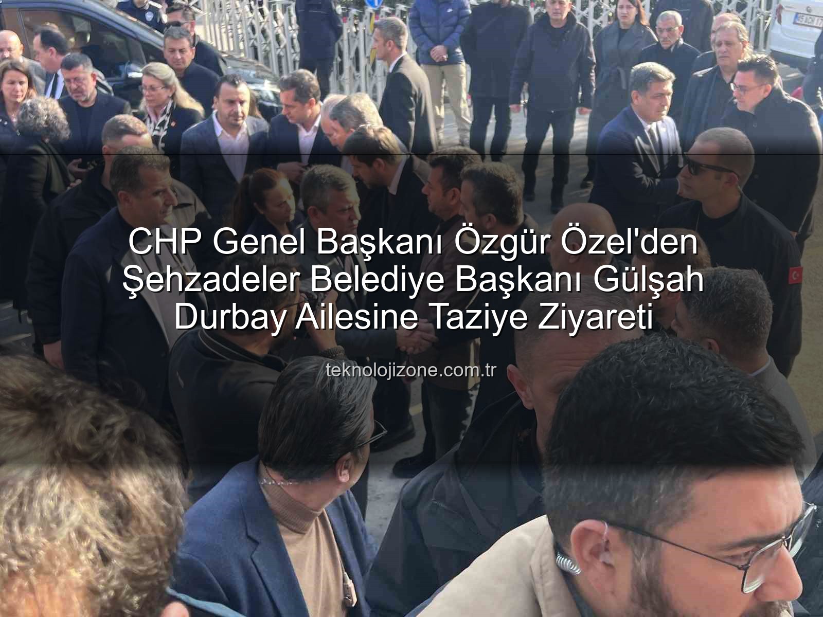 Gülşah Durbay - CHP Genel Başkanı Özgür Özel'den Şehzadeler Belediye Başkanı Gülşah Durbay Ailesine Taziye Ziyareti